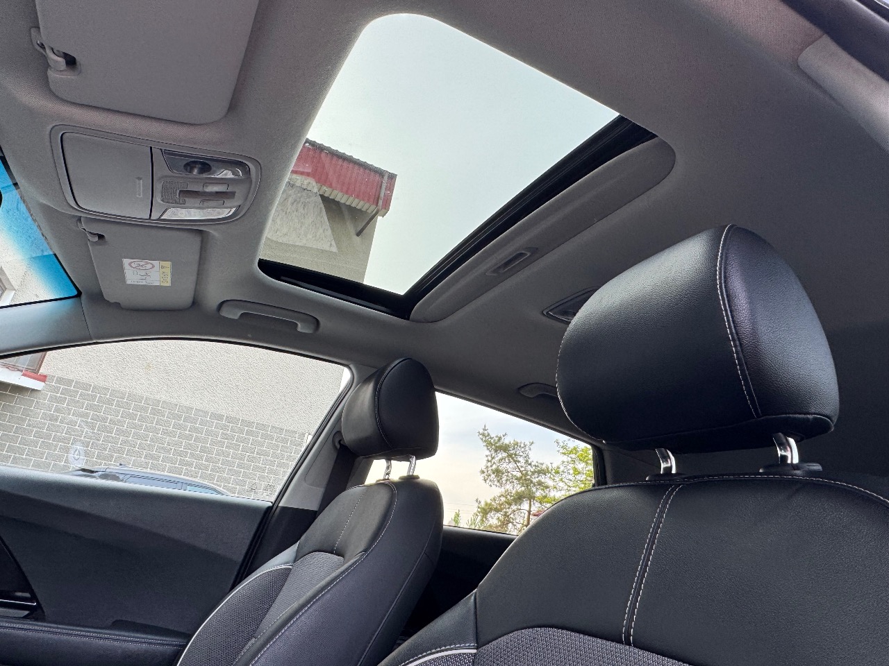 Kia Niro - фото 9