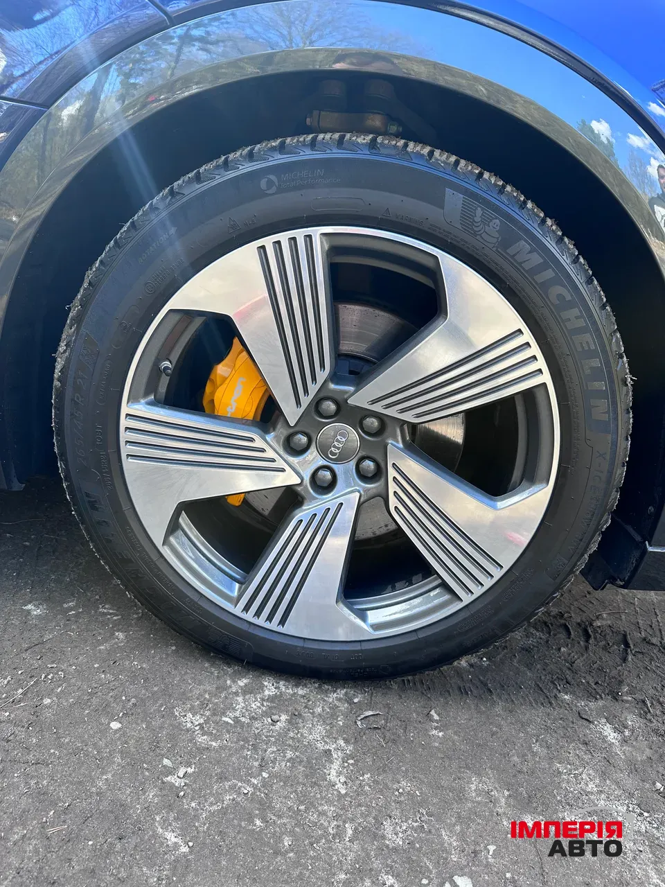 Audi e-tron - фото 3