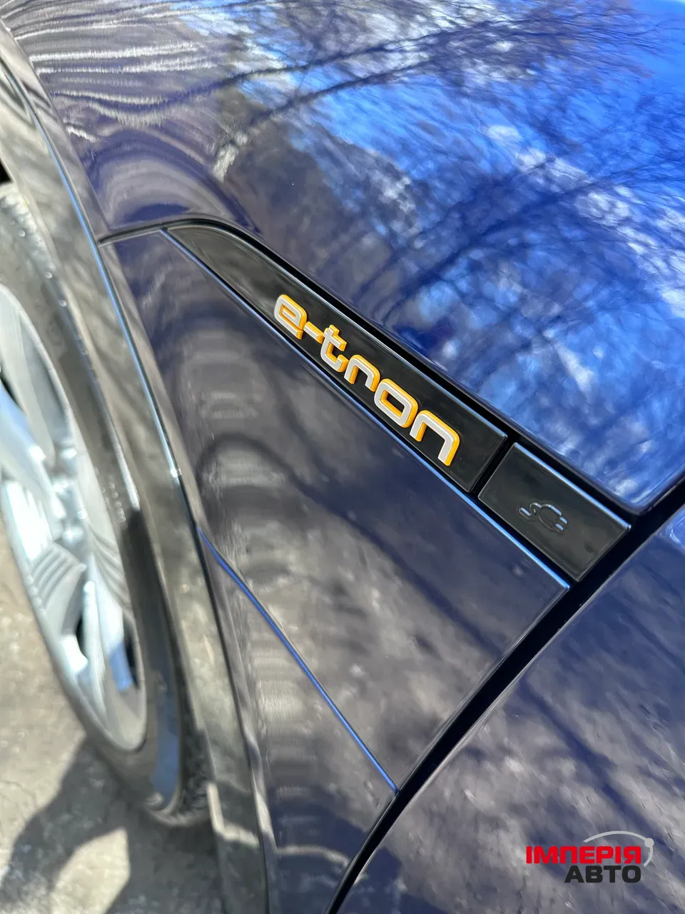 Audi e-tron - фото 9