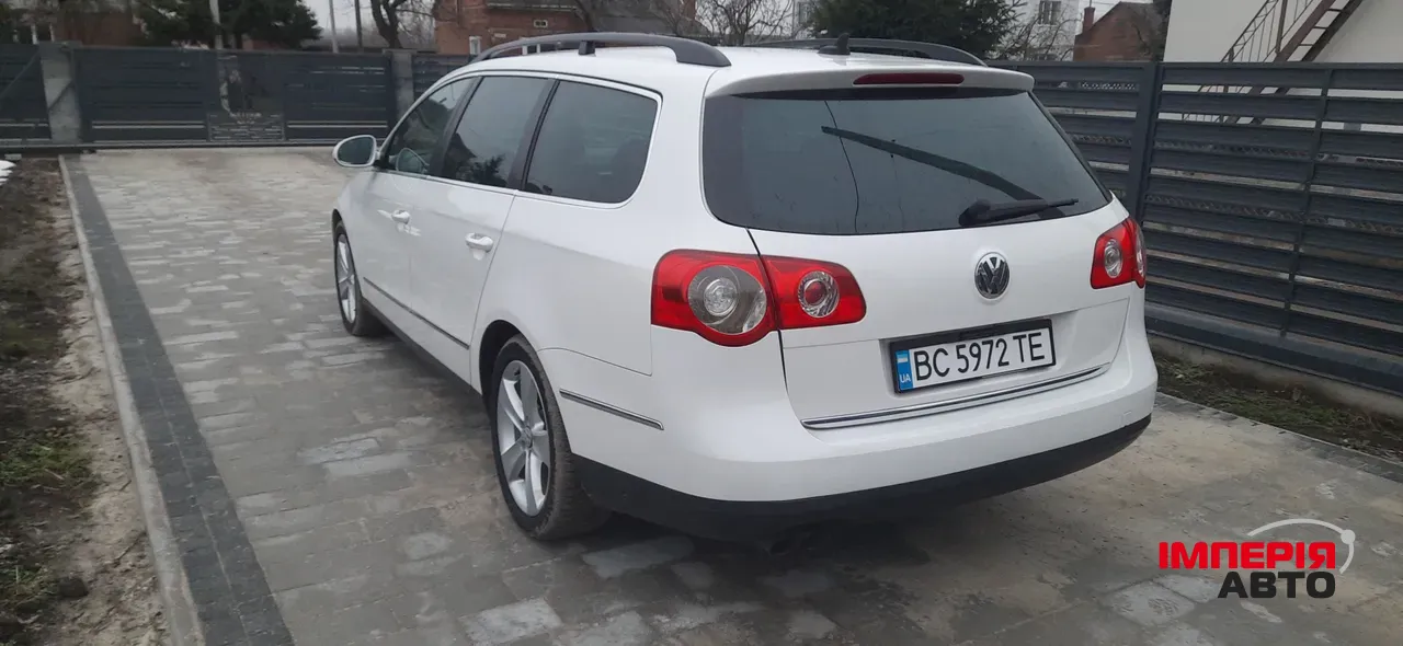 Volkswagen Passat - фото 5