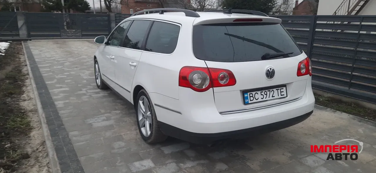Volkswagen Passat - фото 4