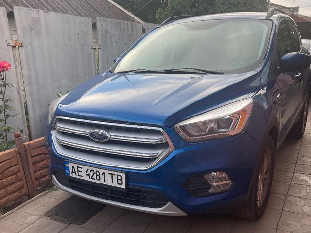 Ford Escape 2016, Кривий Ріг, $12 300 - зображення 1