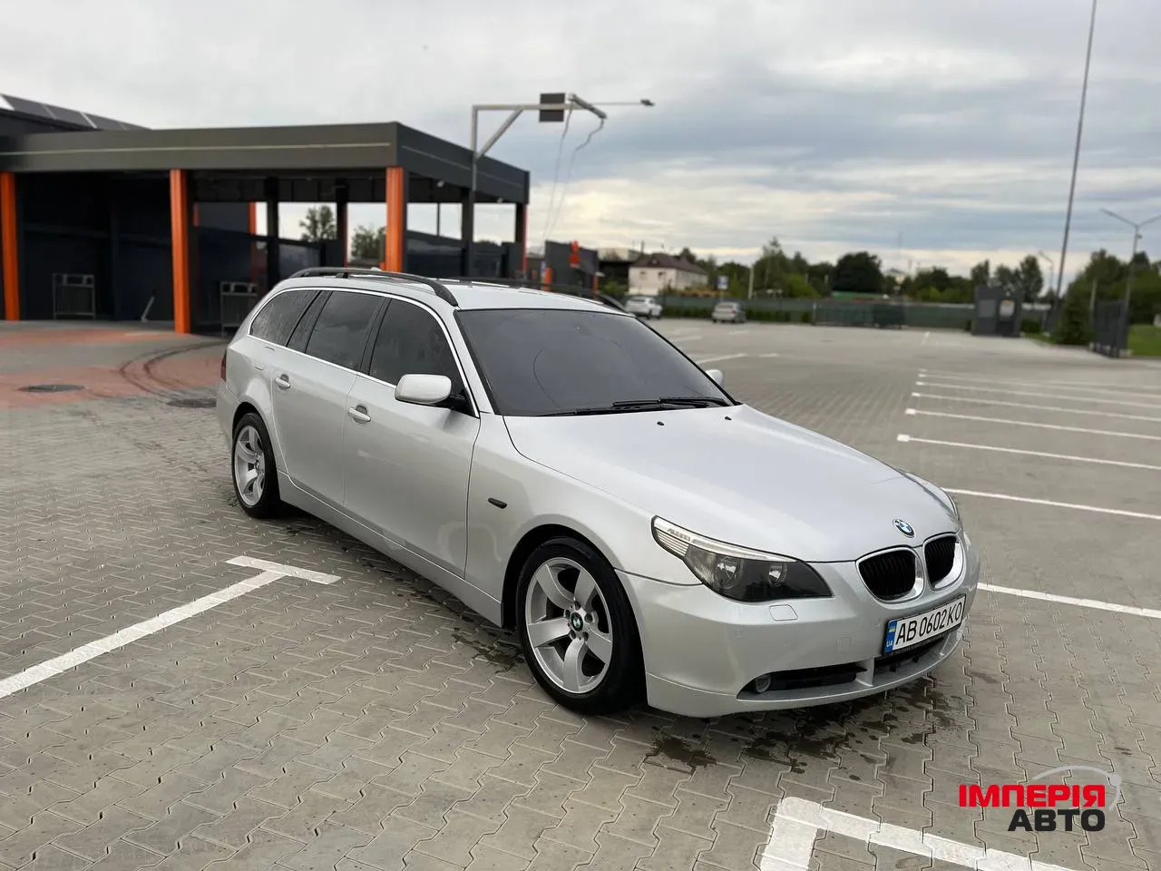 BMW 5 серії - фото 2