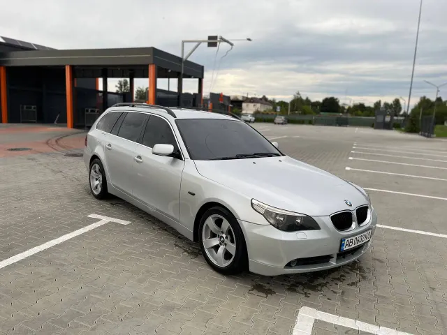 BMW 5 серії - фото 2