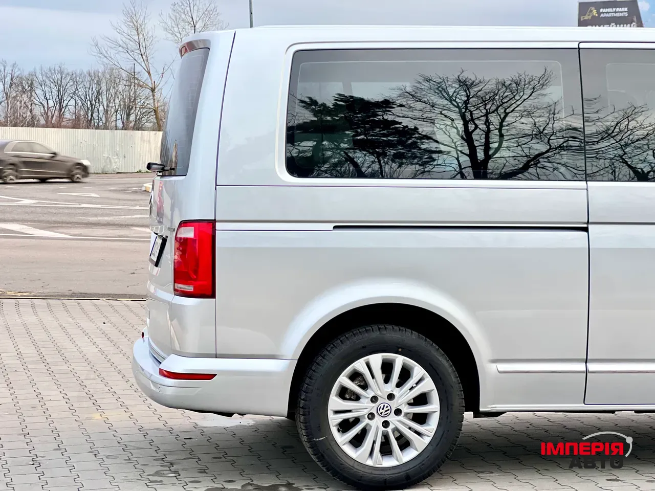 Volkswagen Caravelle - фото 7