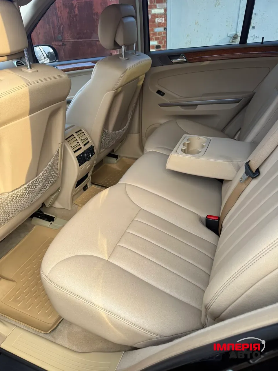 Mercedes-Benz M-Класс - фото 14