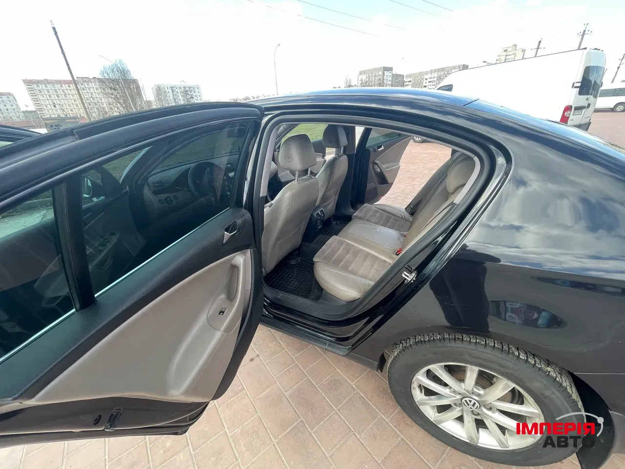 Volkswagen Passat - фото 9