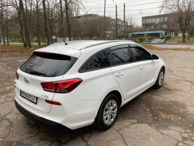 Hyundai i30 - фото 5