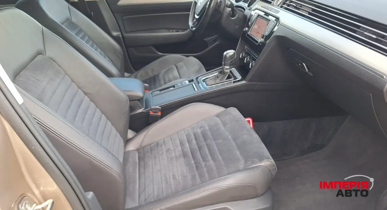 Volkswagen Passat - фото 3