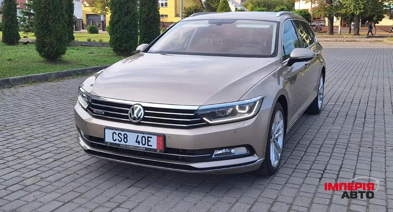 Volkswagen Passat - фото 4
