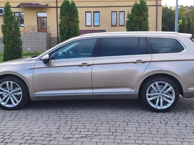 Volkswagen Passat - фото 5