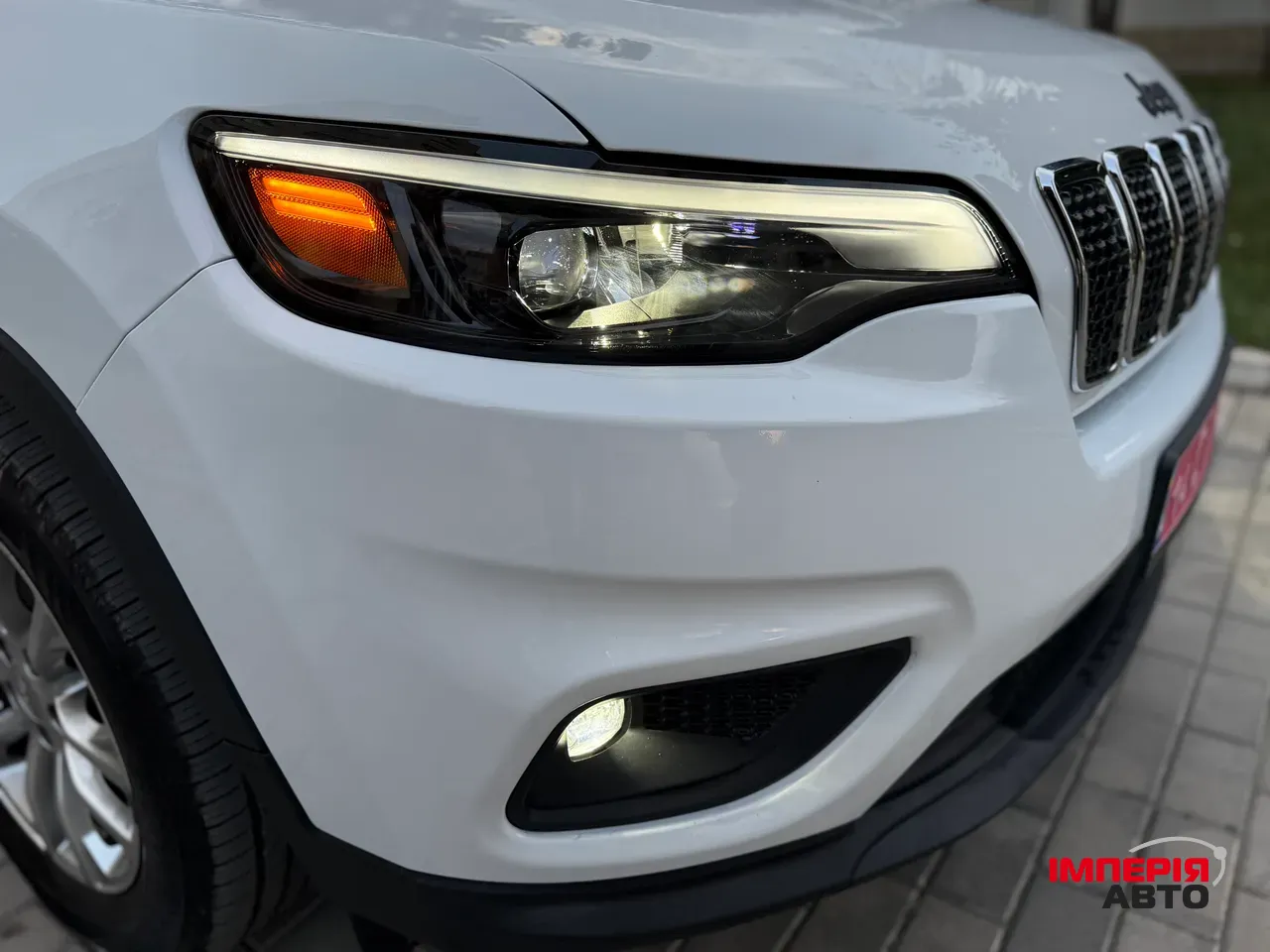 Jeep Cherokee - фото 17