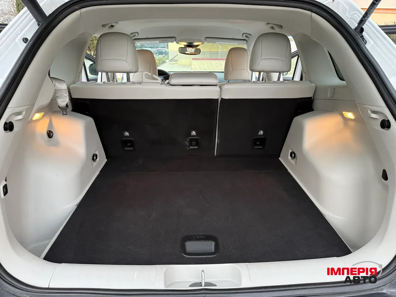 Jeep Cherokee - фото 31