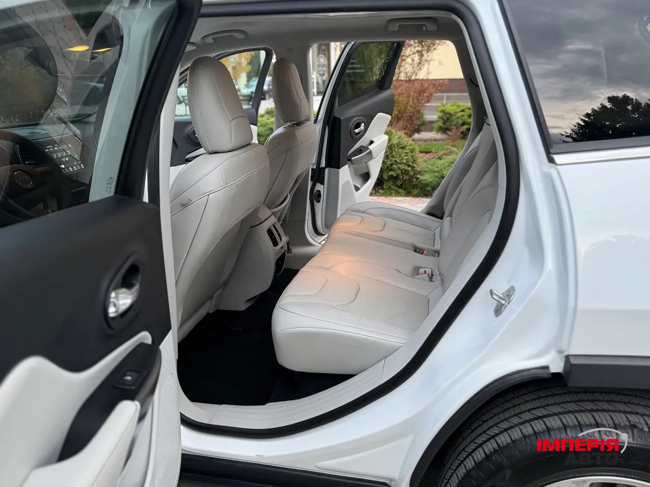 Jeep Cherokee - фото 45