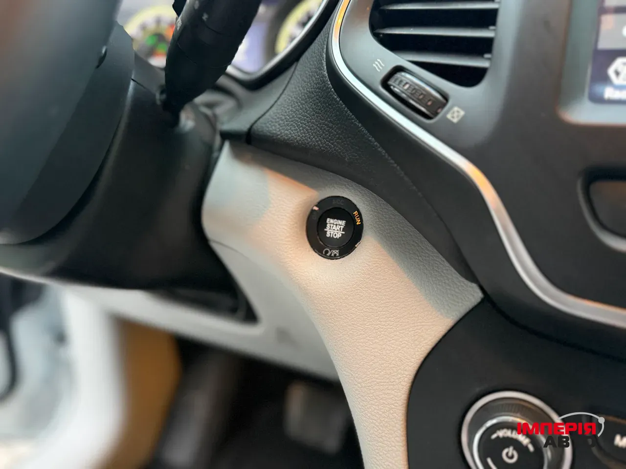 Jeep Cherokee - фото 60