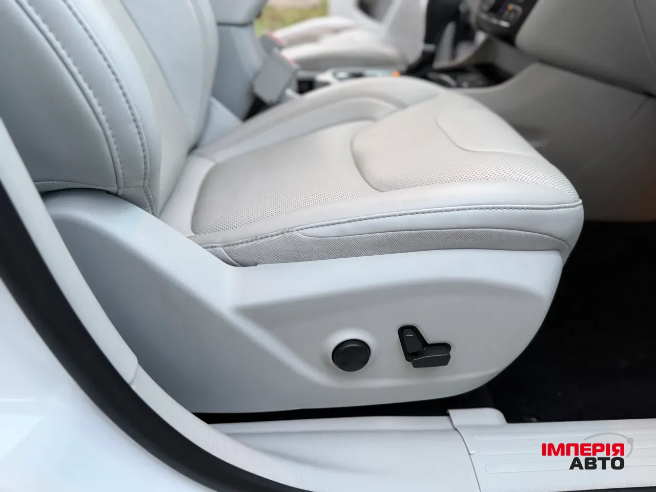 Jeep Cherokee - фото 50