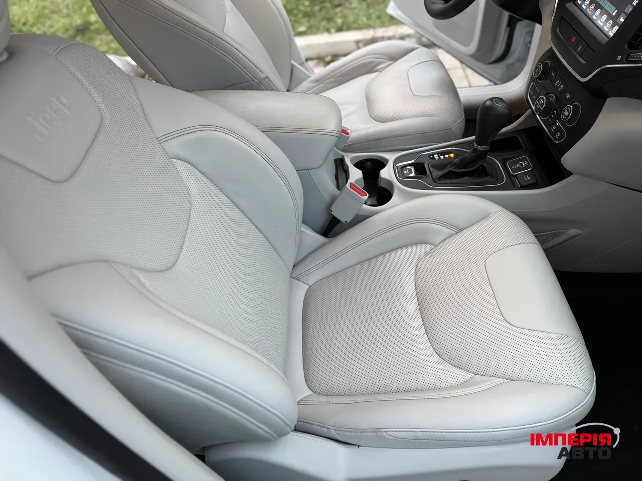 Jeep Cherokee - фото 48