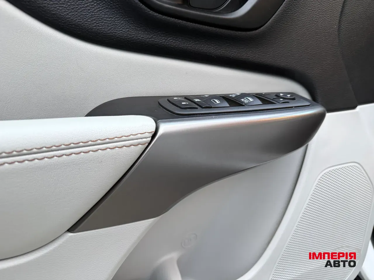 Jeep Cherokee - фото 38