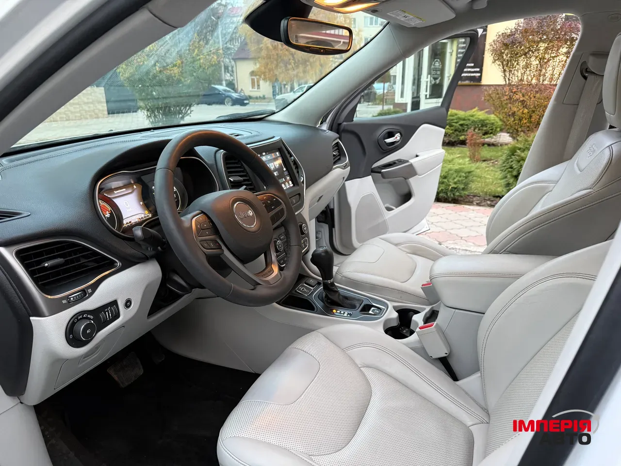 Jeep Cherokee - фото 33