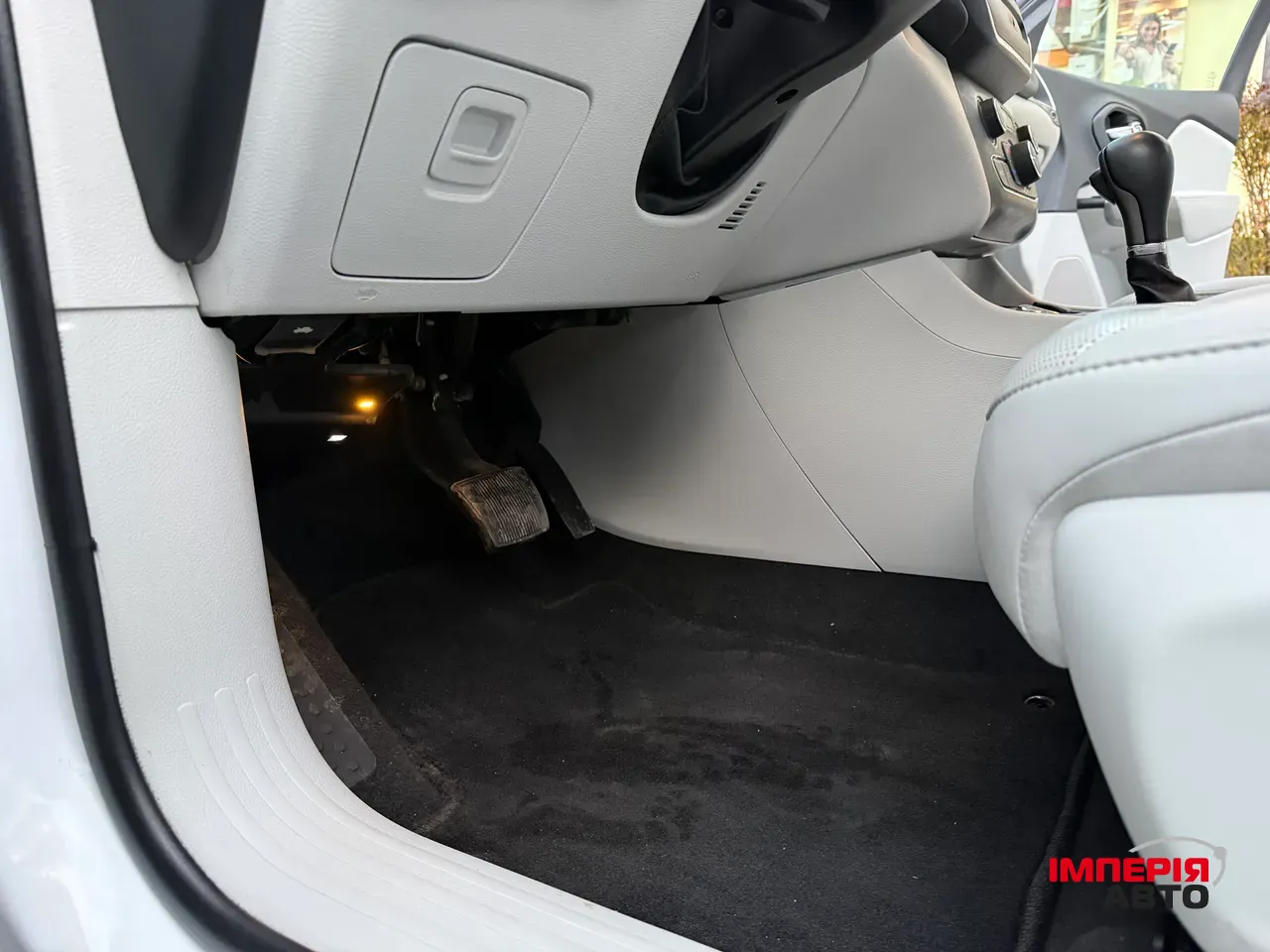 Jeep Cherokee - фото 40