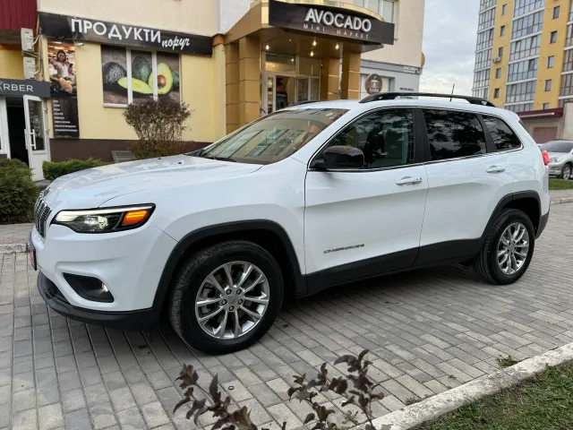 Jeep Cherokee - фото 2