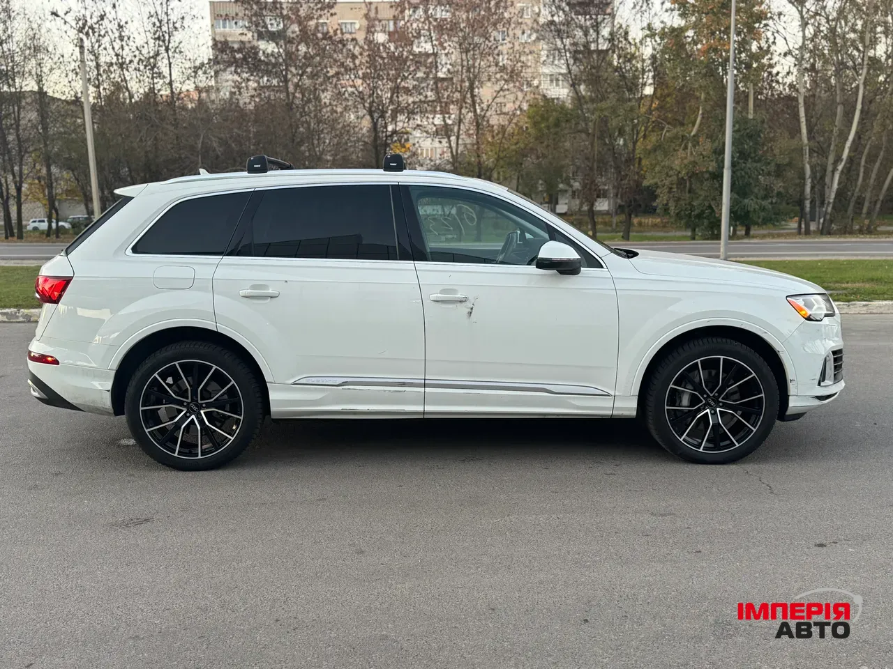 Audi Q7 - фото 5