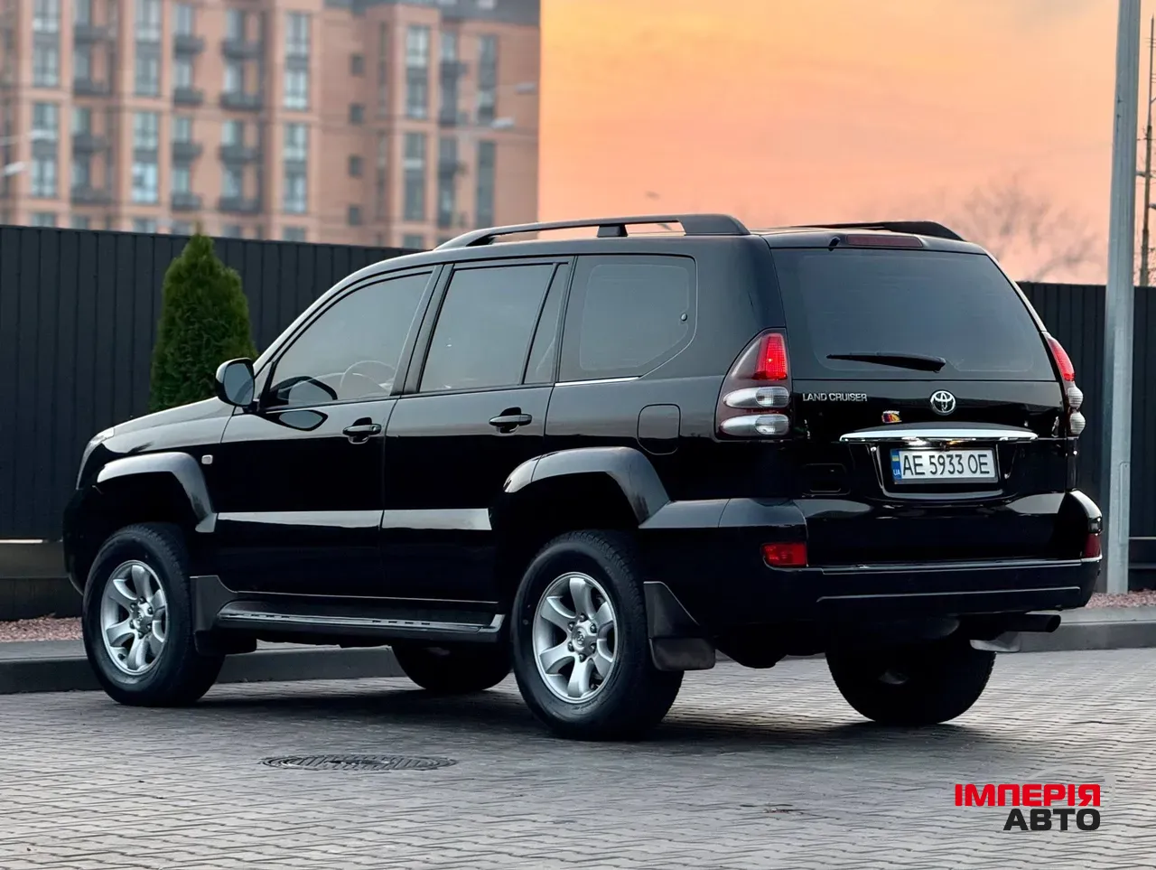 Toyota Land Cruiser Prado - фото 2