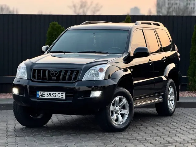Toyota Land Cruiser Prado - фото 1