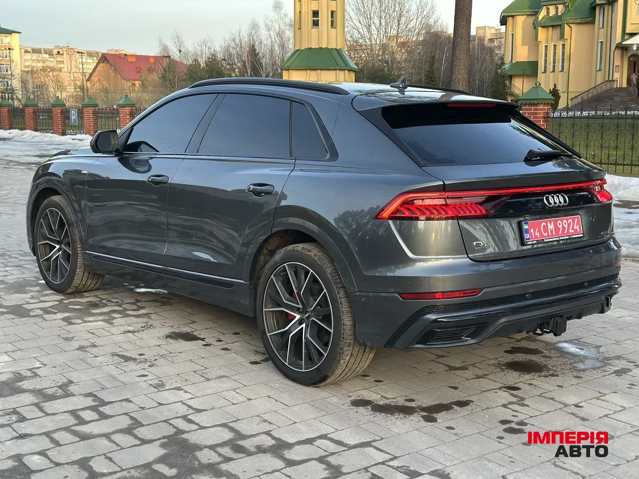 Audi Q8 - фото 14