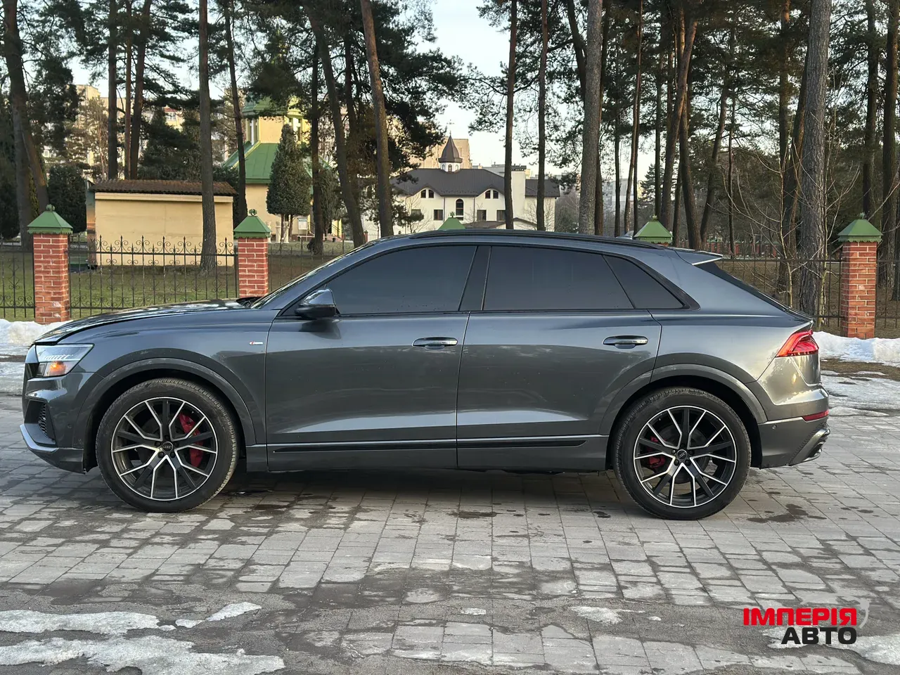 Audi Q8 - фото 15