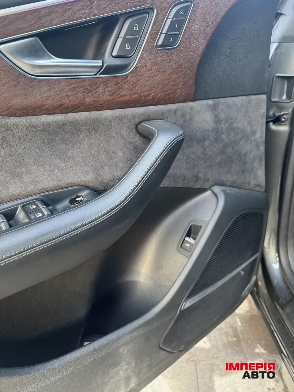 Audi Q8 - фото 28