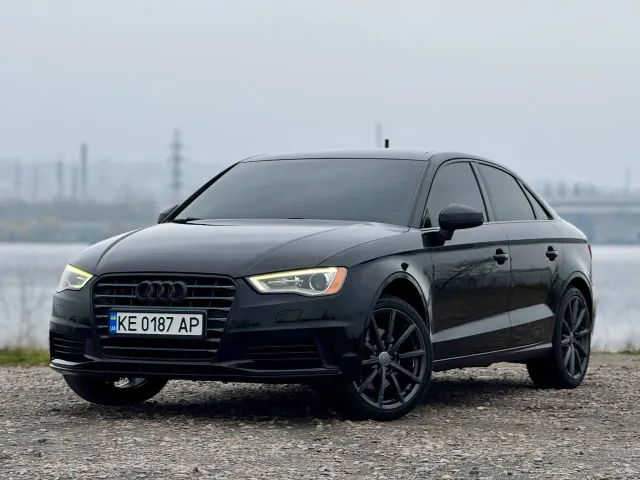 Audi A3 - фото 1