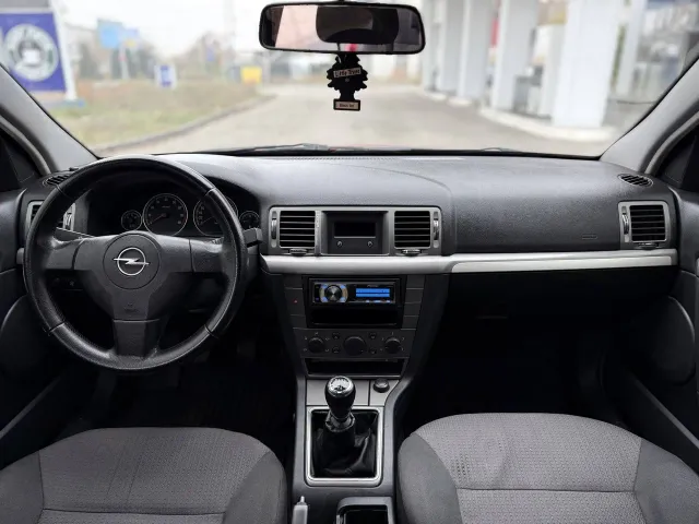 Opel Vectra - фото 4