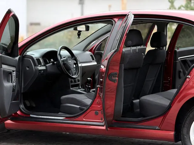 Opel Vectra - фото 5