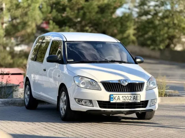 Skoda Roomster - фото 2
