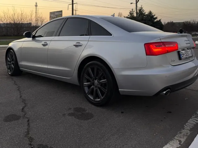 Audi A6 allroad - фото 4