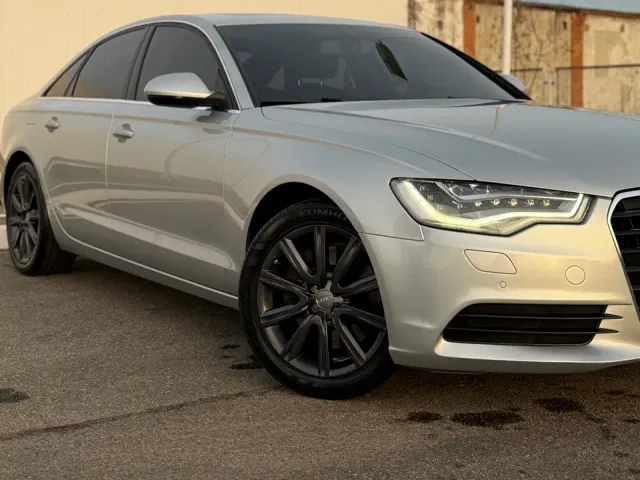 Audi A6 allroad - фото 1