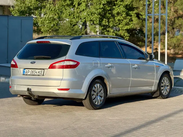 Ford Mondeo - фото 3