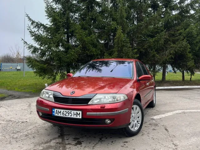 Renault Laguna - фото 1