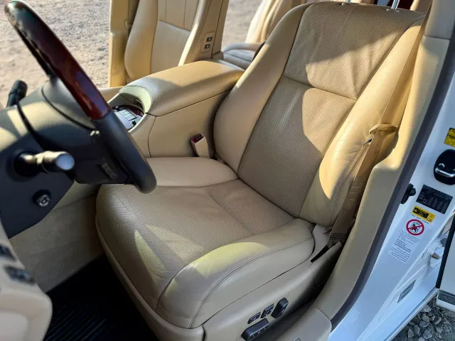 Lexus LS - фото 4