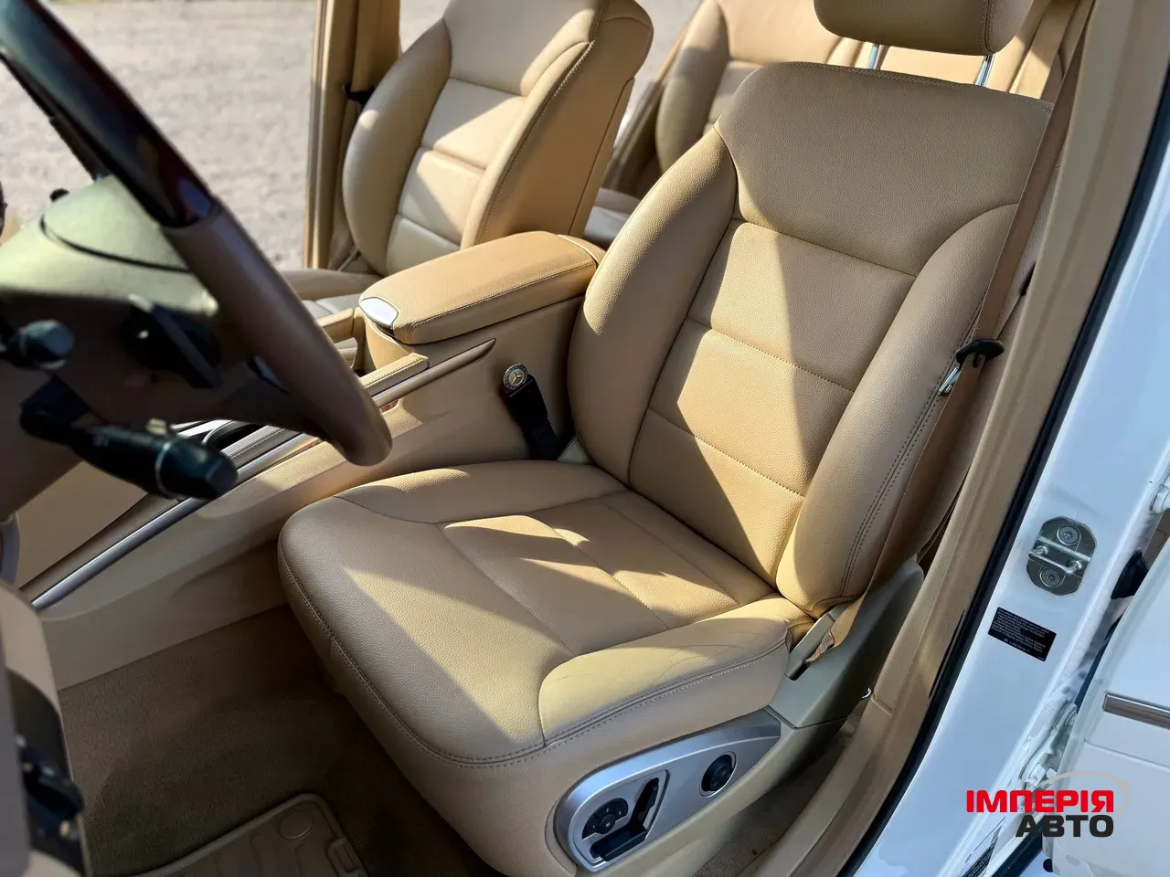 Mercedes-Benz M-Класс - фото 5