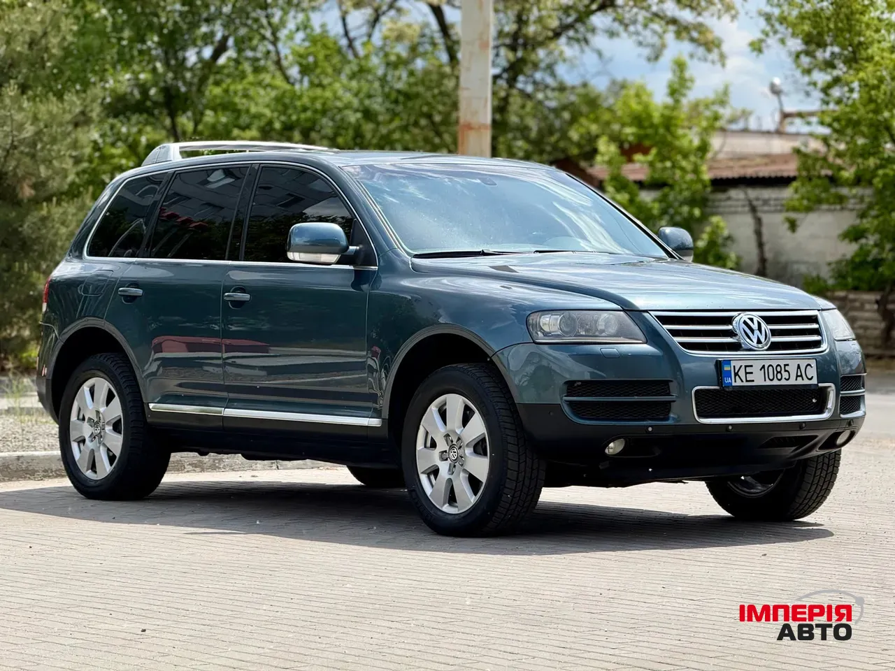 Volkswagen Touareg - фото 2