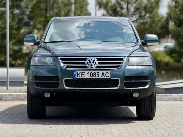 Volkswagen Touareg - фото 3