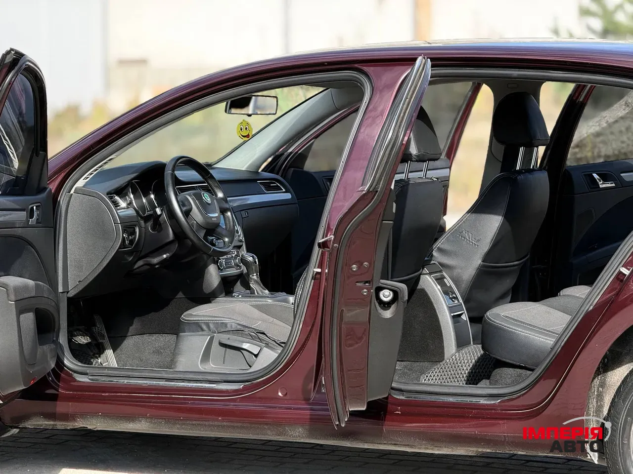 Skoda Superb - фото 4