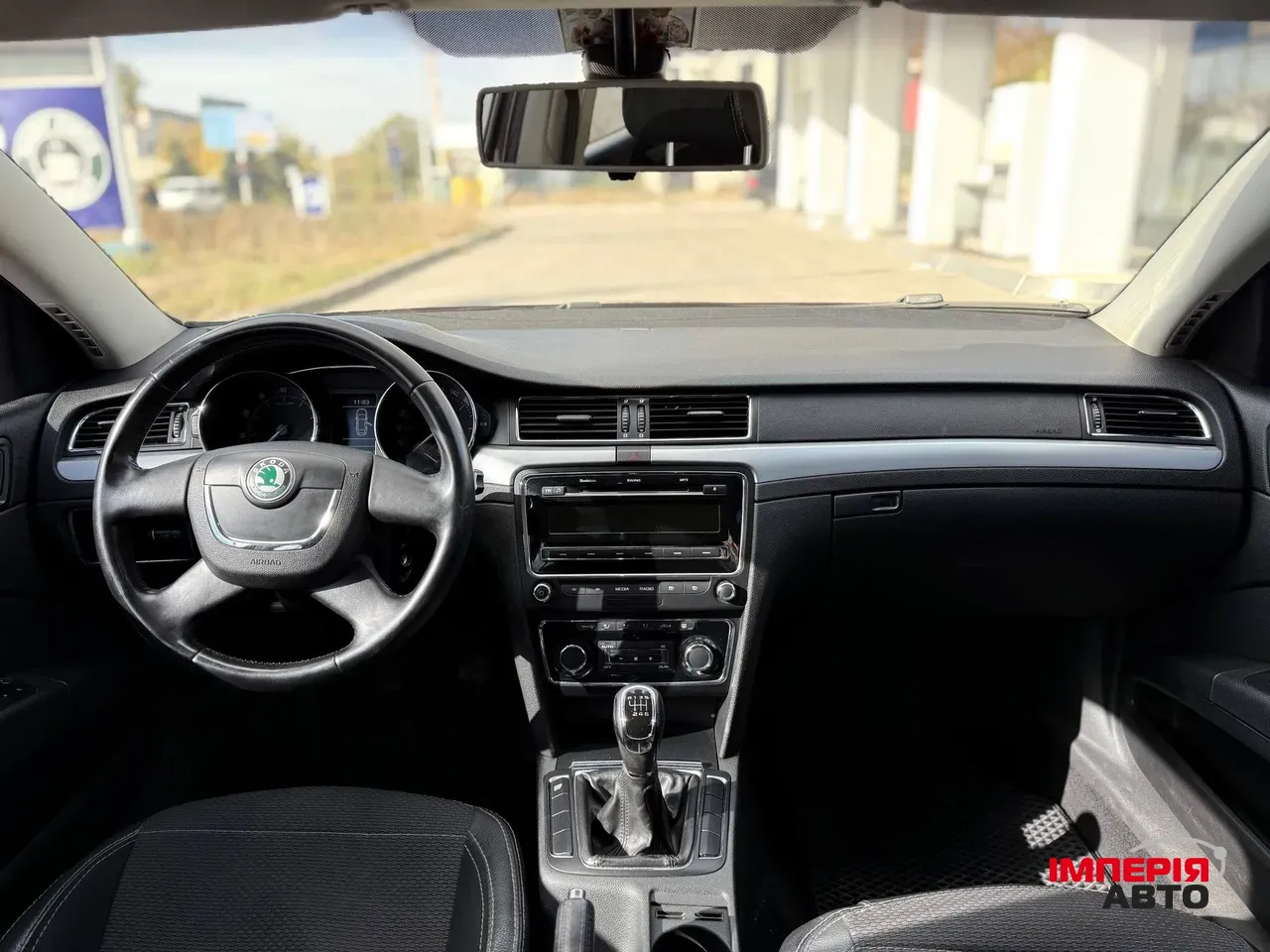 Skoda Superb - фото 6