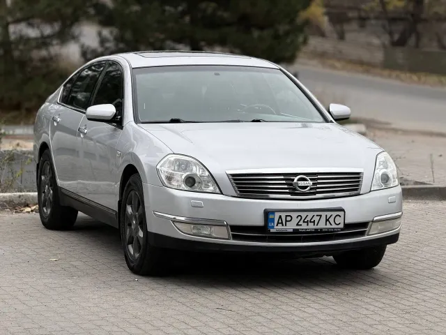 Nissan Teana - фото 2