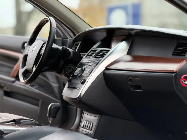 Nissan Teana - фото 5