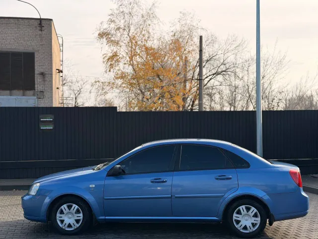 Chevrolet Lacetti - фото 2