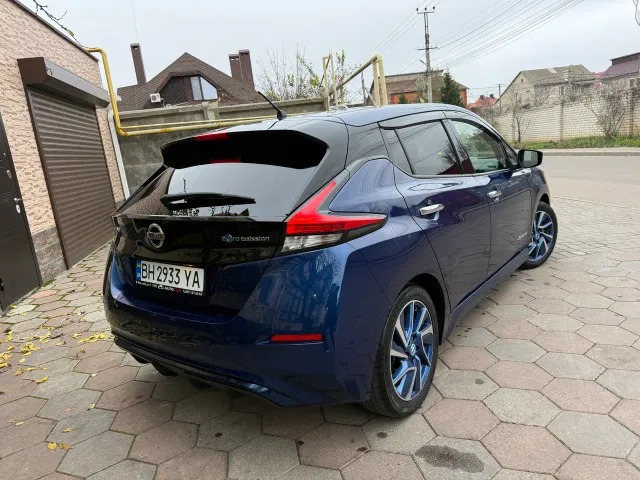 Nissan Leaf - фото 3