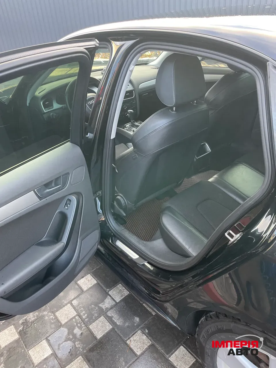 Audi A4 - фото 15